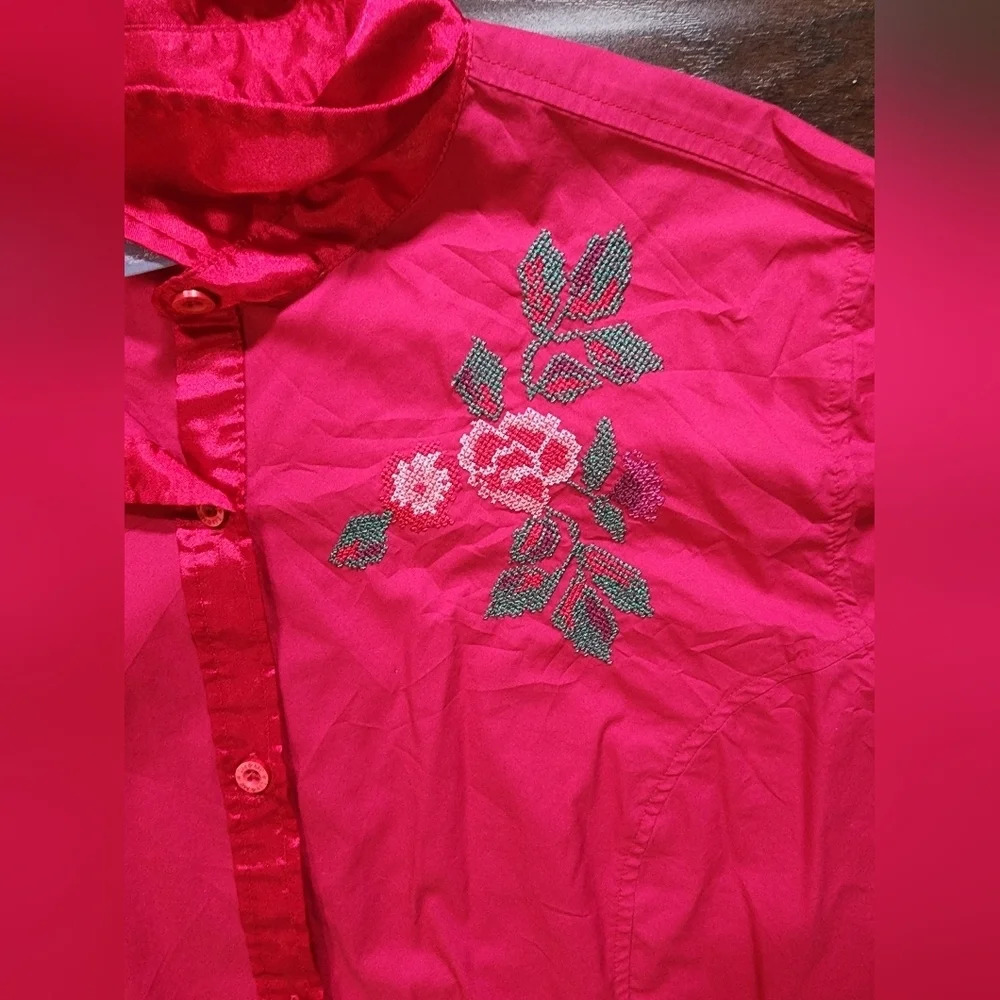 Liz & Me Womens Magenta Embroidered Collared Button Up Blouse - Picture 7 of 11